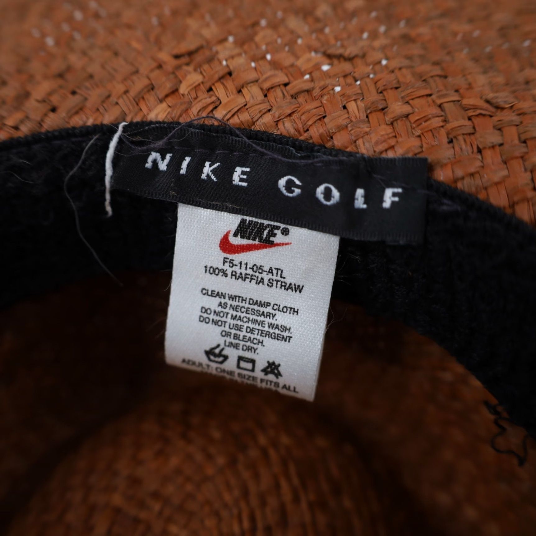 Nike VINTAGE Nike Hat 90s Golf Straw Hat Tan One Size Men OS Tan Hat Nike Swoosh Embroidered Size ONE SIZE - 7 Thumbnail