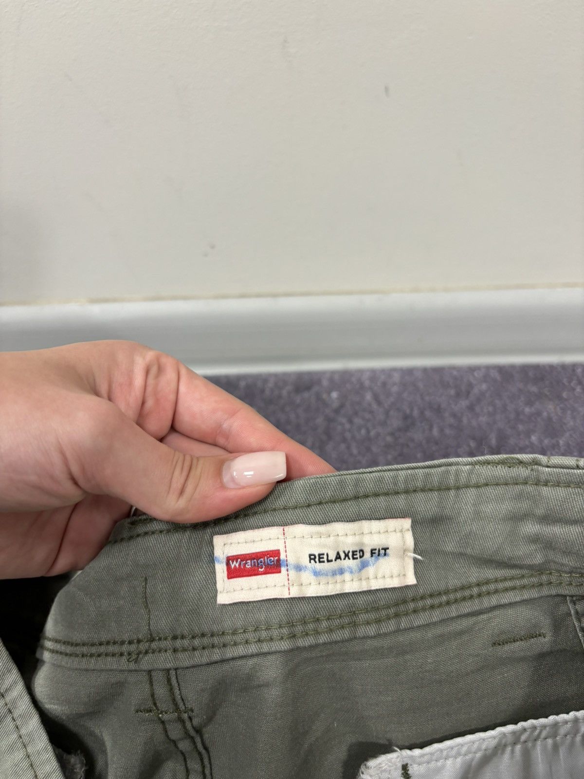 Vintage Vintage Wrangler USA Relaxed Fit Khaki Green Cargo Shorts Size US 38 / EU 54 - 13 Thumbnail