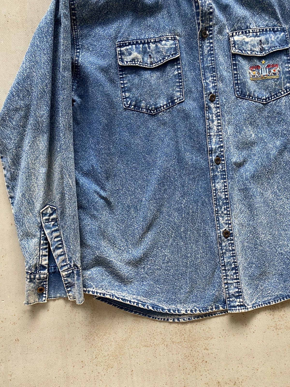 Levi's Vintage Clothing Levis 1960’s Acid Wash Shirt Size US M / EU 48-50 / 2 - 3 Thumbnail