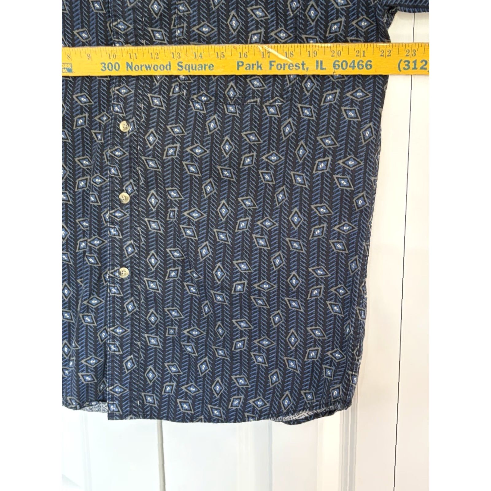 Vintage VINTAGE St. Johns Bay Shirt Mens Button-Down Long Sleeve 90s Blue Geometric Cotton Regular M Size US M / EU 48-50 / 2 - 3 Thumbnail