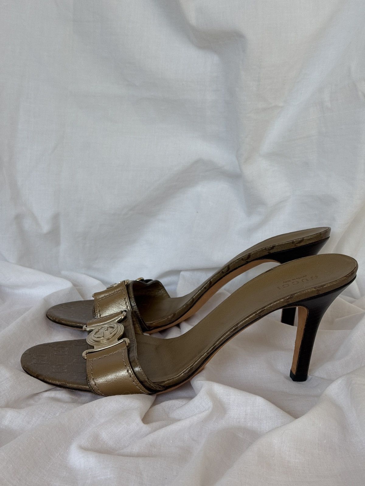 Gucci Gucci Metallic Gold Monogram GG Mules Size US 10 / IT 40 - 8 Thumbnail