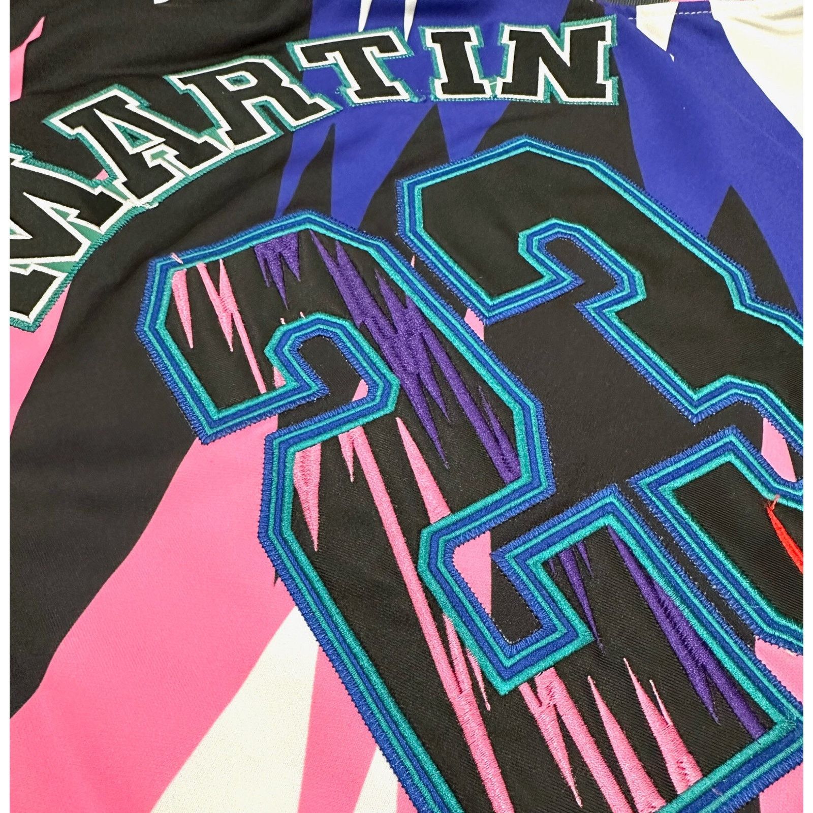 Other Martin Headgear Classics Detroit Pistons Basketball Jersey Size US L / EU 52-54 / 3 - 6 Thumbnail