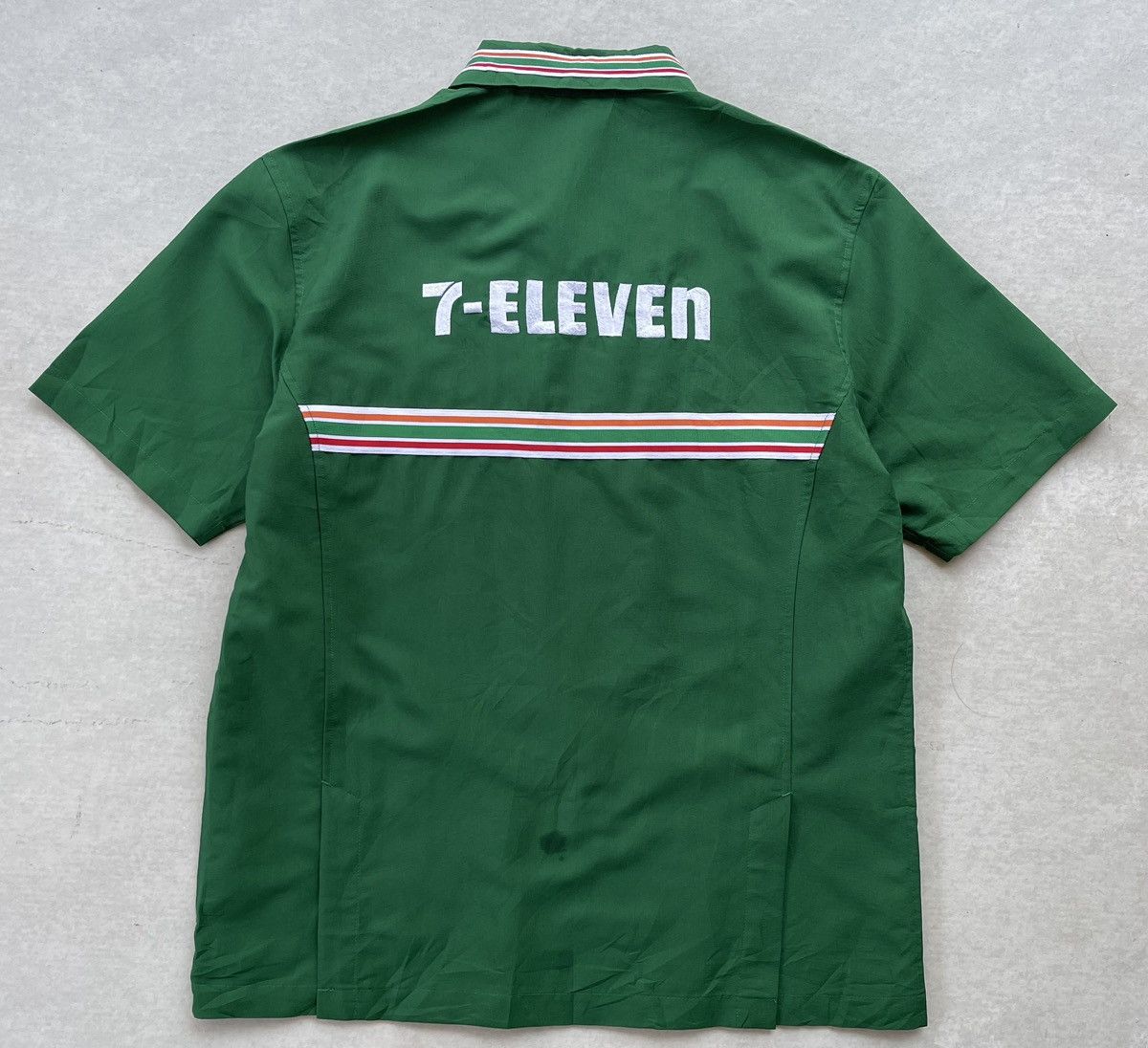 Japanese Brand Vintage 7-ELEVEN Uniform Shirt/Jacket Zip Up Size US L / EU 52-54 / 3 - 4 Thumbnail
