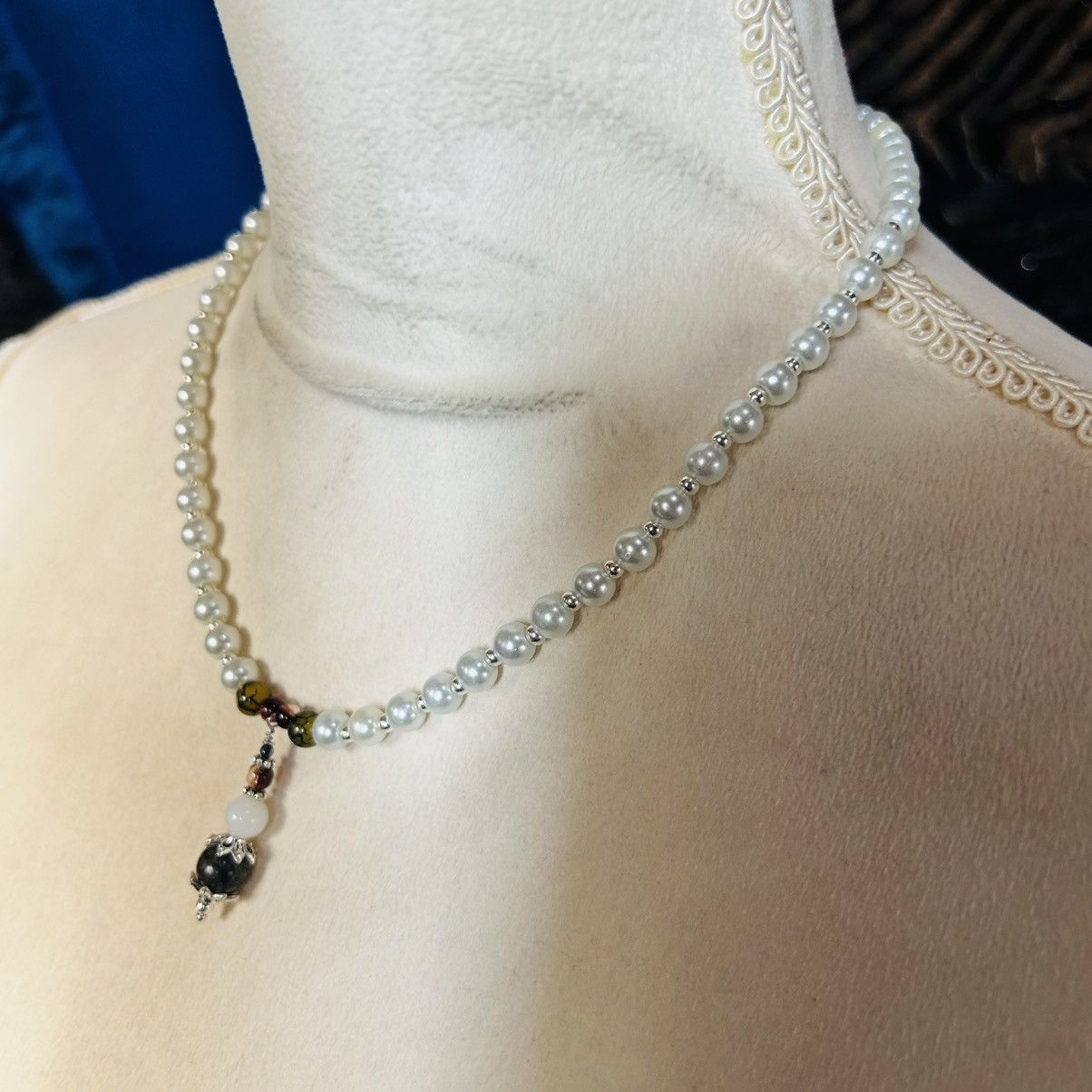 Handmade Handcrafted elegant serpentine dragon vein quartz necklace Size ONE SIZE - 3 Thumbnail