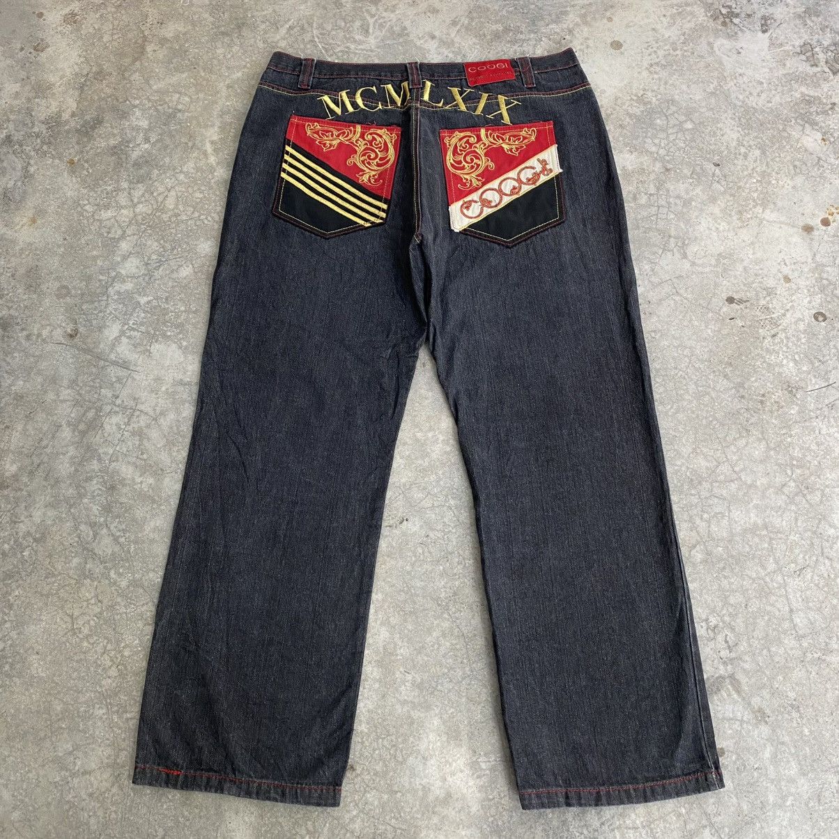 Coogi Crazy Y2K! Vintage Coogi Embroidered Baggy Jeans Size US 42 / EU 58 - 2 Thumbnail