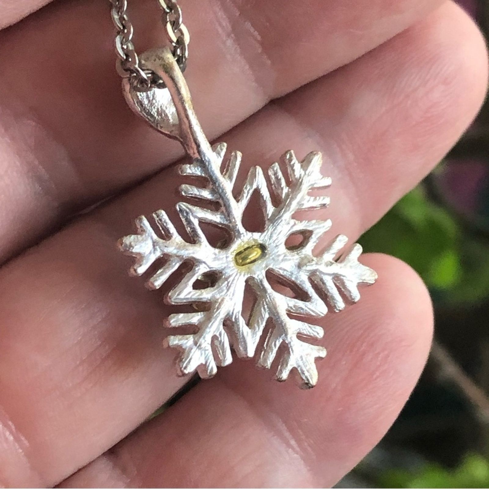 Vintage Vintage frosted snowflake angels flying necklace Size ONE SIZE - 11 Thumbnail