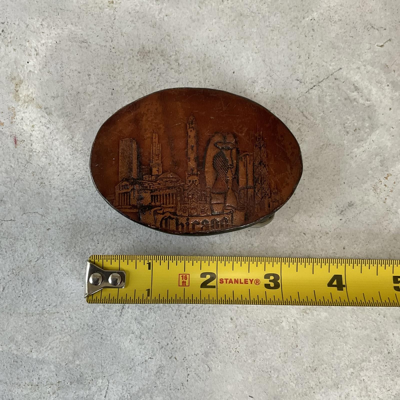 Vintage RARE Vintage 1983 Chicago stamped tooled leather belt buckle Size ONE SIZE - 4 Thumbnail