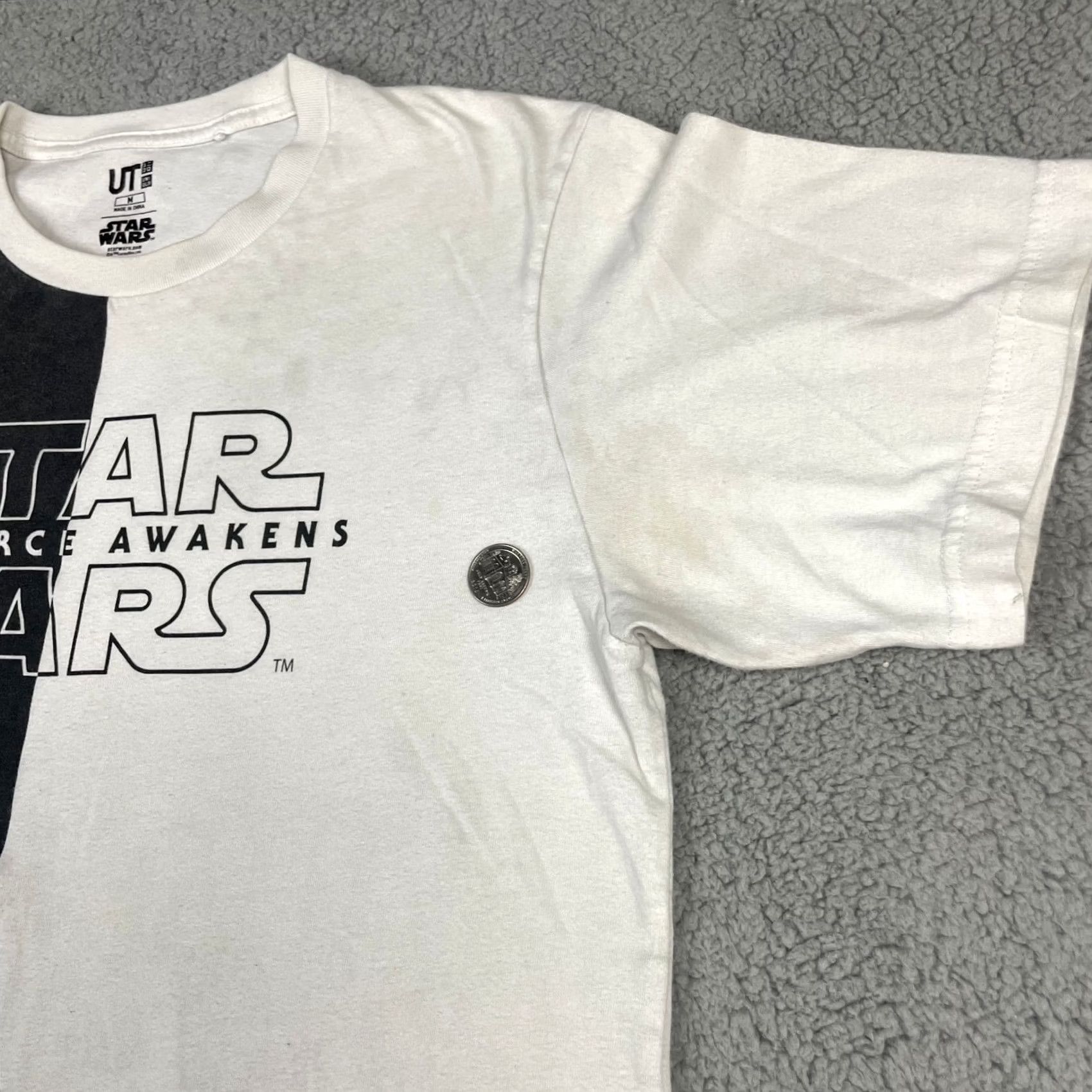 Uniqlo Uniqlo Star Wars T-Shirt Adult Medium Black White Graphic Force Awakens Tshirt Mens Regular Crew Neck Short Sleeve Multicolor Disney 90s? Size US M / EU 48-50 / 2 - 5 Thumbnail