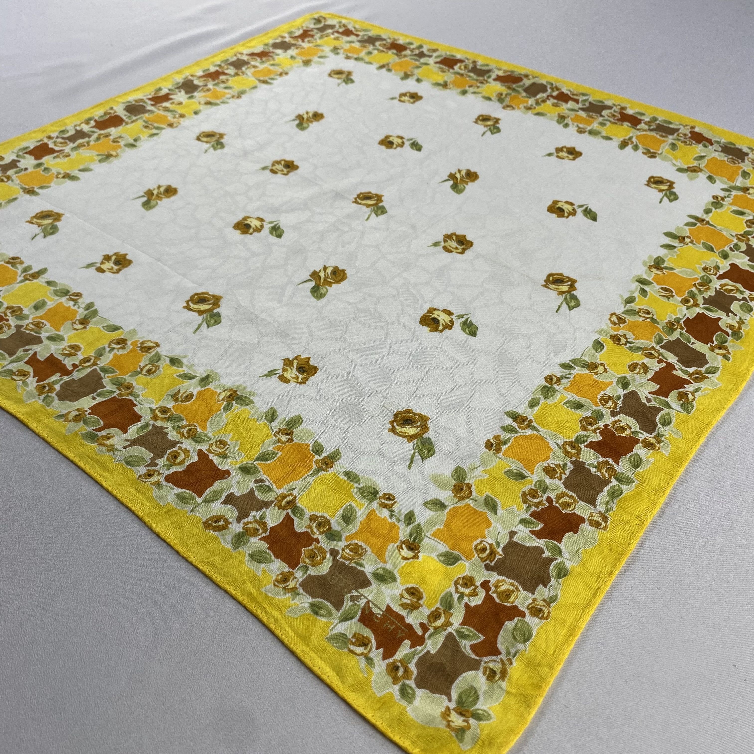 Vintage Givenchy Bandana/ Handkerchief / Neckerchief-P898 Size ONE SIZE - 2 Thumbnail