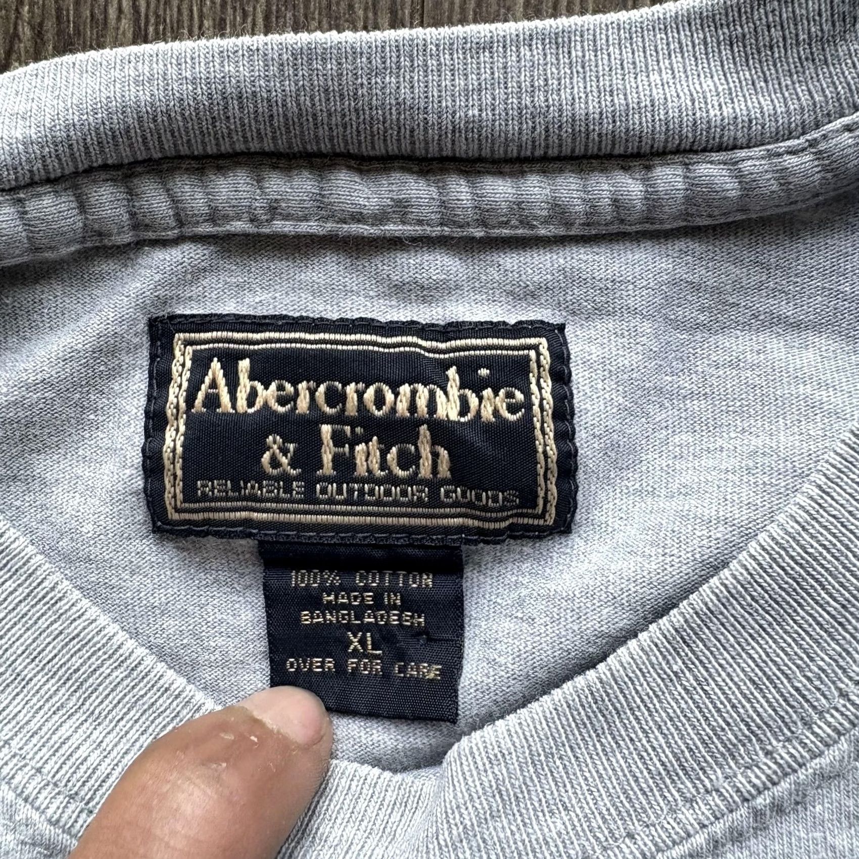 Abercrombie & Fitch VINTAGE Abercrombie & Fitch Long Sleeve Shirt Mens XL Gray Bernie's Dog Graphic T-Shirt Size US XL / EU 56 / 4 - 5 Thumbnail