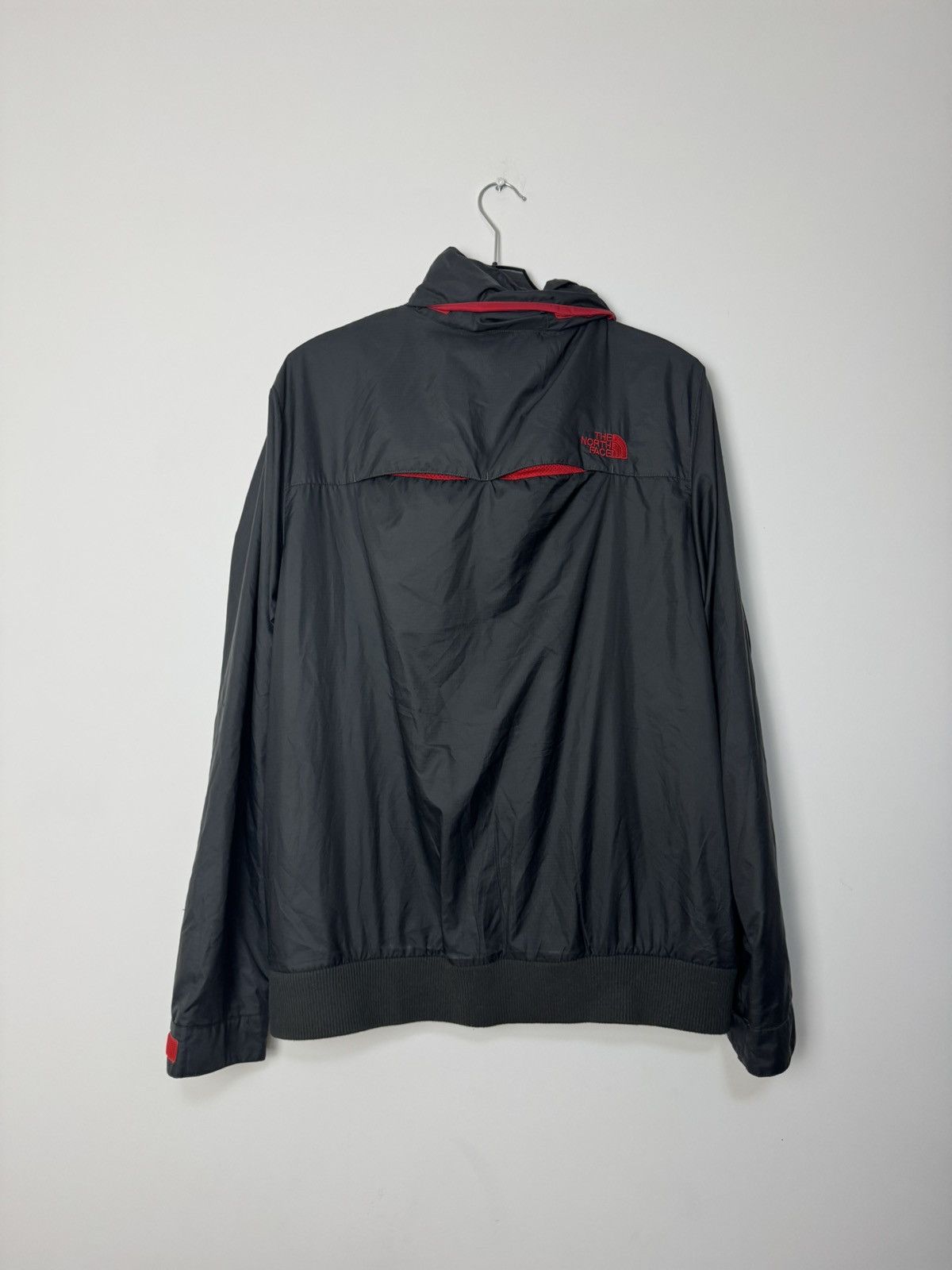The North Face The North Face windbreaker jacket outdoor gorpcore style Size US XL / EU 56 / 4 - 15 Thumbnail