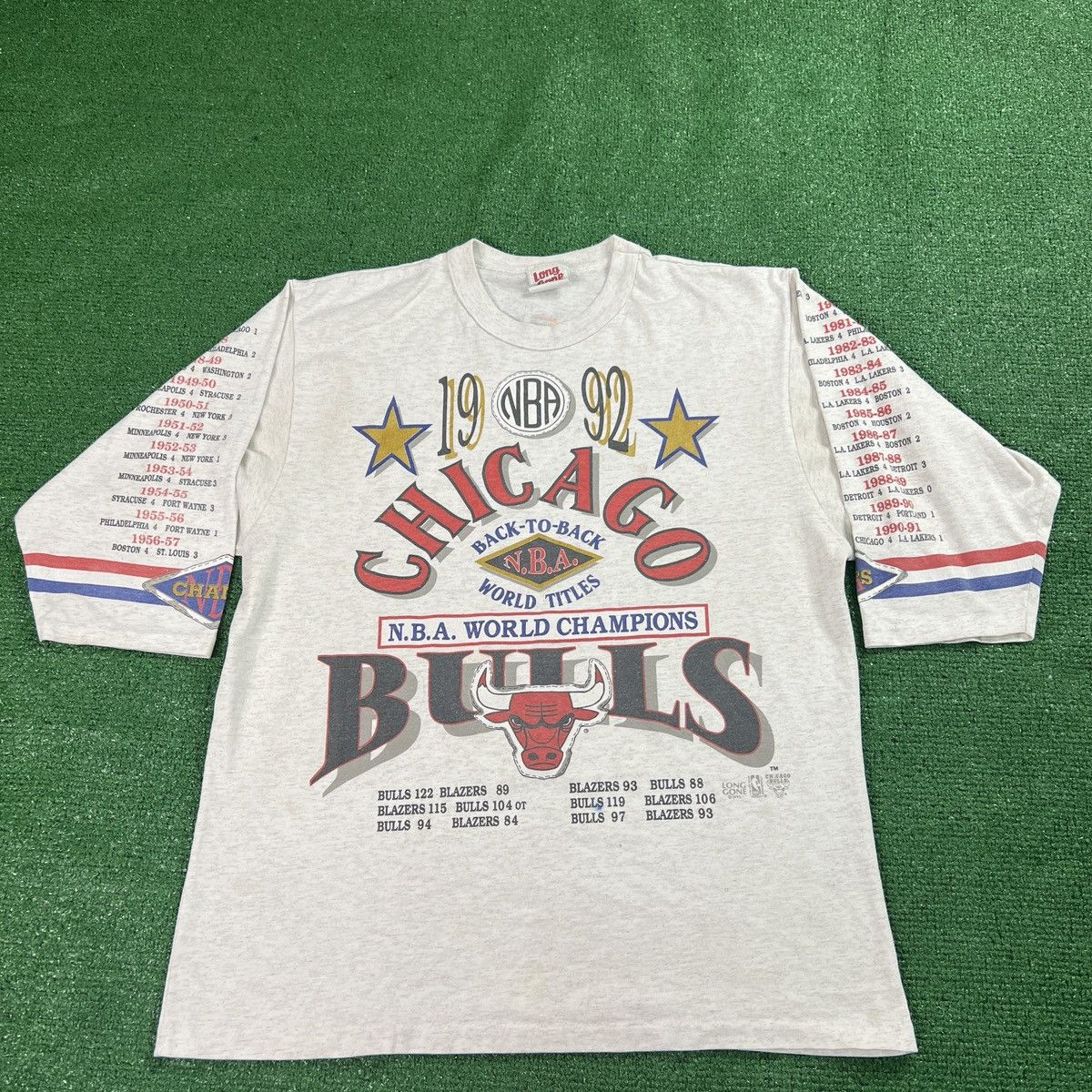 image of Rare Vintage 1992 Long Gone Chicago Bulls 3/4 Sleeve T-Shirt in Beige, Men's (Size Large)
