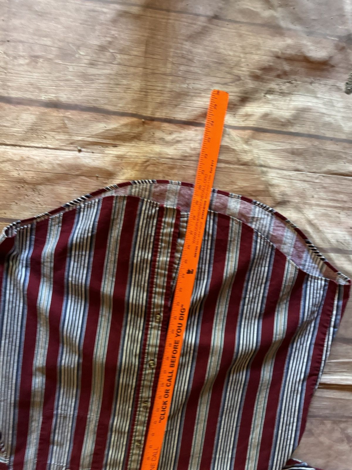 Vintage Vintage Striped Red Shirt Size US XL / EU 56 / 4 - 6 Thumbnail