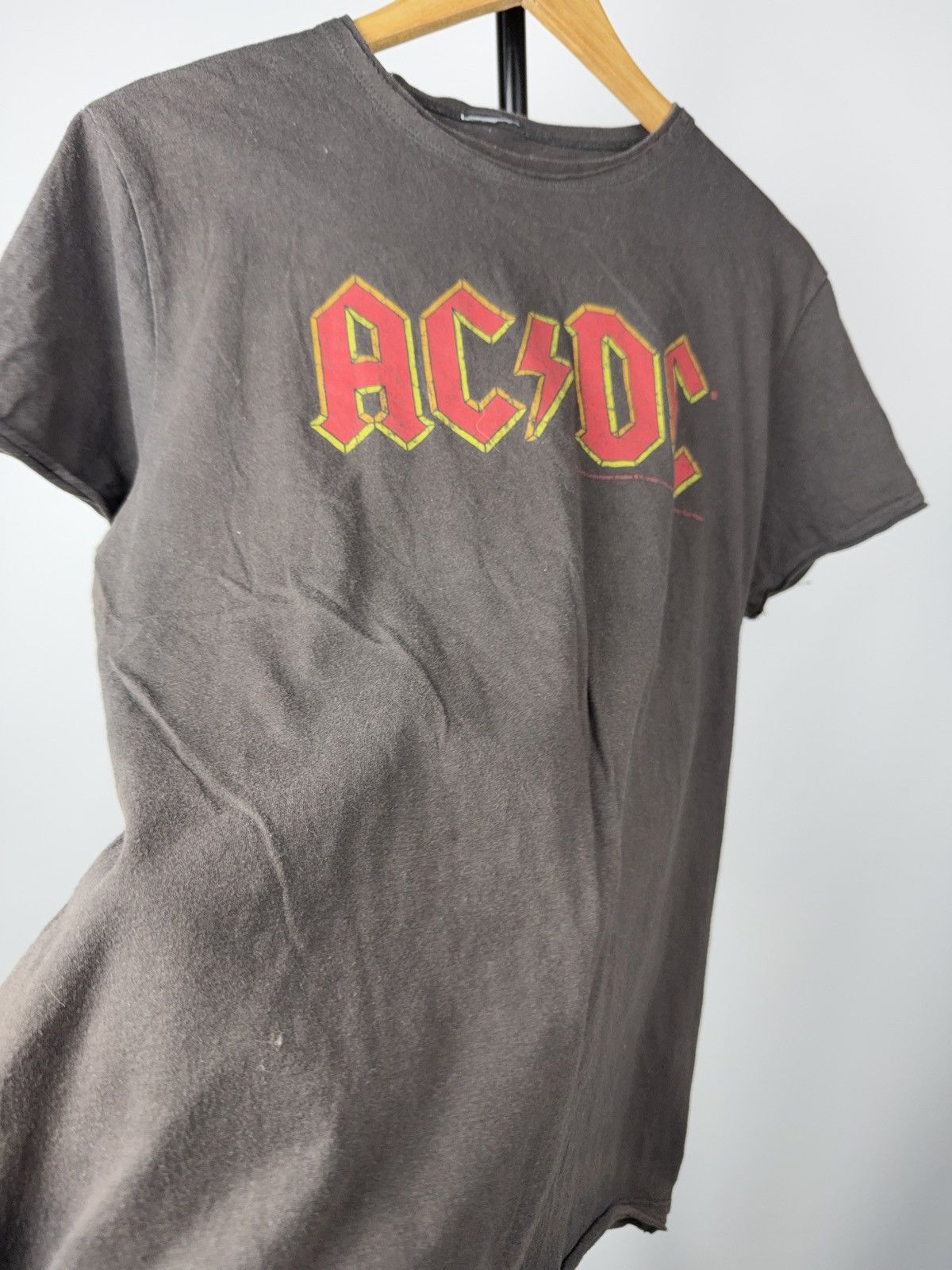 AC/DC AC/DC Vintage Faded Wash 2015 Licensed Rock Band Tee M Size US S / EU 44-46 / 1 - 7 Thumbnail
