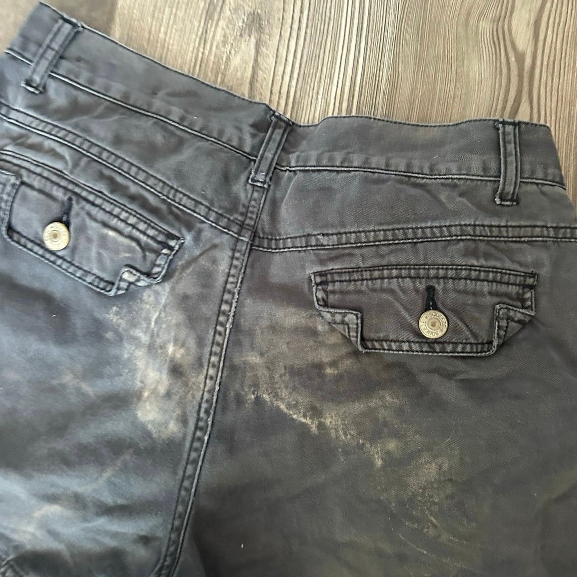 Other sqz black cargo shorts with bleach stains Size 28" / US 6 / IT 42 - 3 Thumbnail