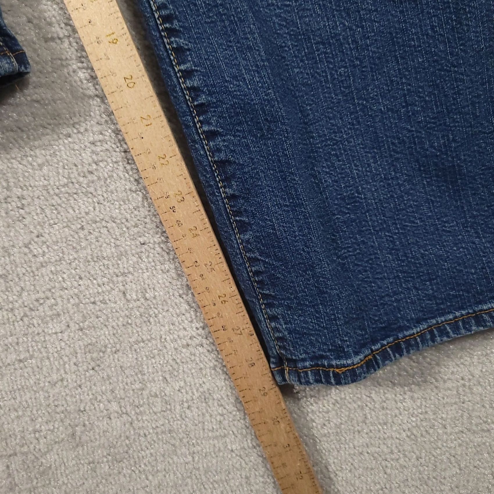 Levi's Levi's 550 Relaxed Bootcut Jeans Womens 16 Regular Blue Denim Stretch 2000s Vintage? Size 38" / US 16 / IT 52 - 4 Thumbnail