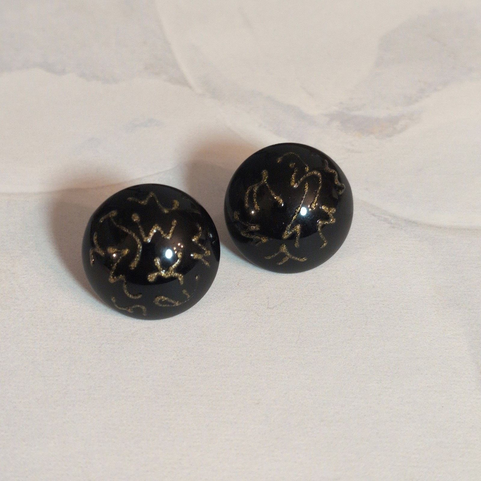 Other VTG Black & Metallic Gold Abstract Cabochon Button Earrings Size ONE SIZE - 4 Thumbnail