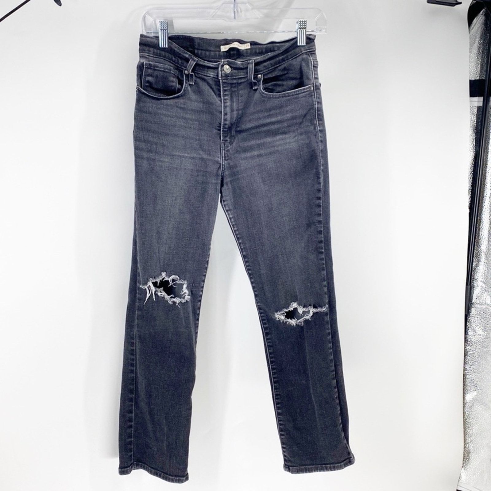 Levi's Levi’s 724 high rise straight deconstructed knees cropped Size 29" - 1 Thumbnail