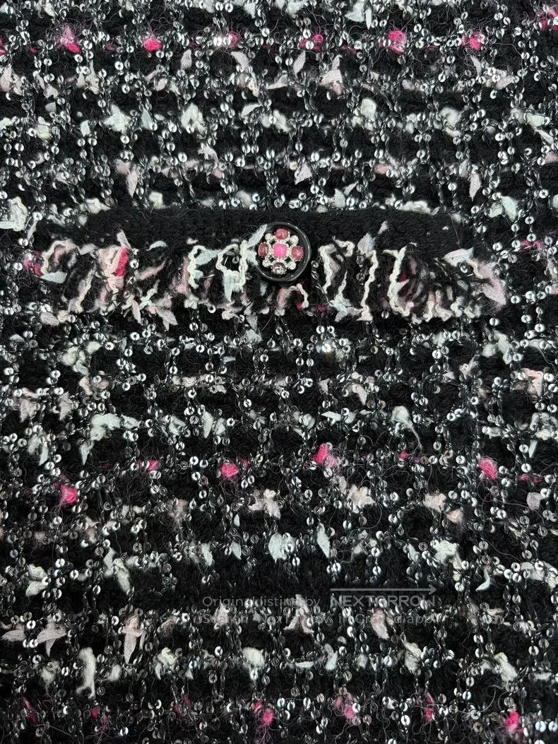 Chanel Chanel Black diamond-buttoned tweed jacket Size XS / US 0-2 / IT 36-38 - 5 Thumbnail