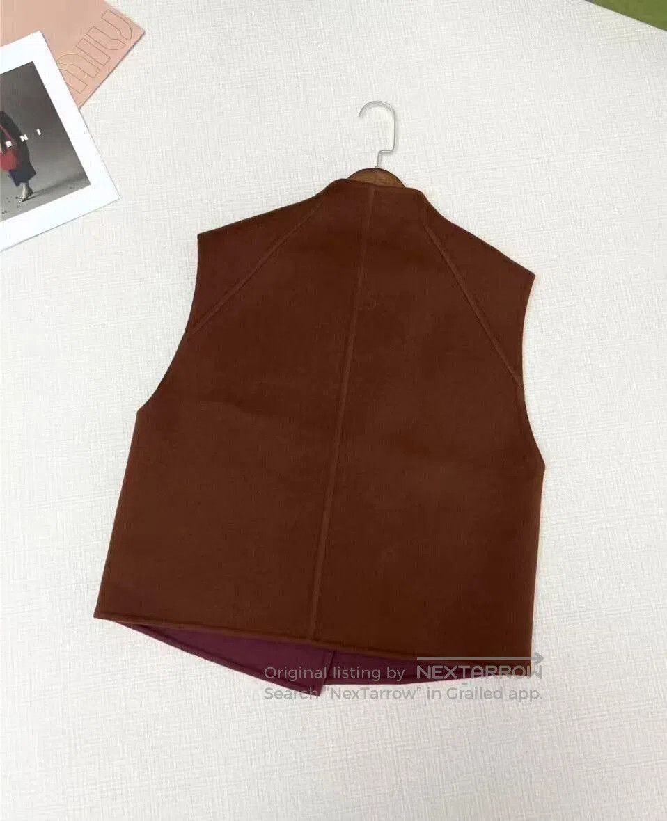 Hermes Hermes Cashmere Vest in Brown Red. Size XS / US 0-2 / IT 36-38 - 2 Thumbnail