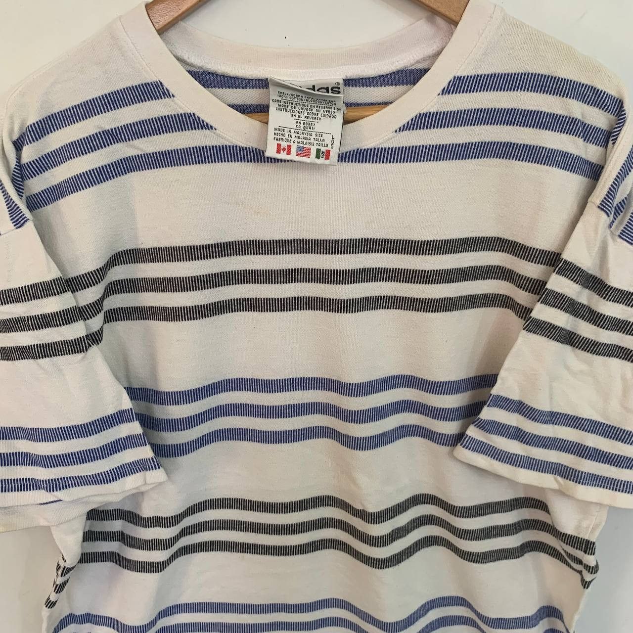 Adidas Vintage Adidas T-shirt Stripe 90s Large Size US L / EU 52-54 / 3 - 3 Thumbnail