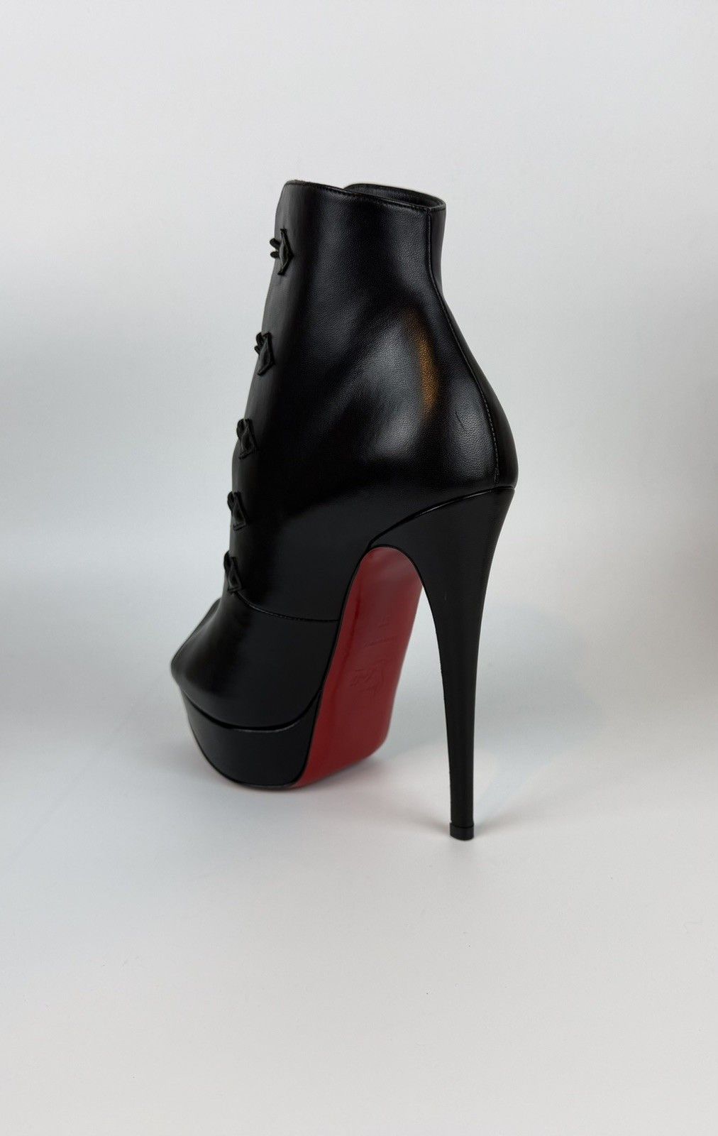 Christian Louboutin Christian Louboutin Lady Booton 150 Nappa Shiny in black Size US 7 / IT 37 - 8 Thumbnail