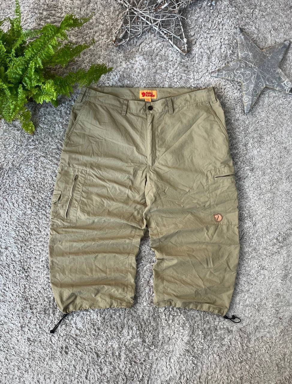 Fjallraven Fjällräven Shorts Streetwear Gorpcore Outdoor Logo Rare Size US 36 / EU 52 - 1 Thumbnail