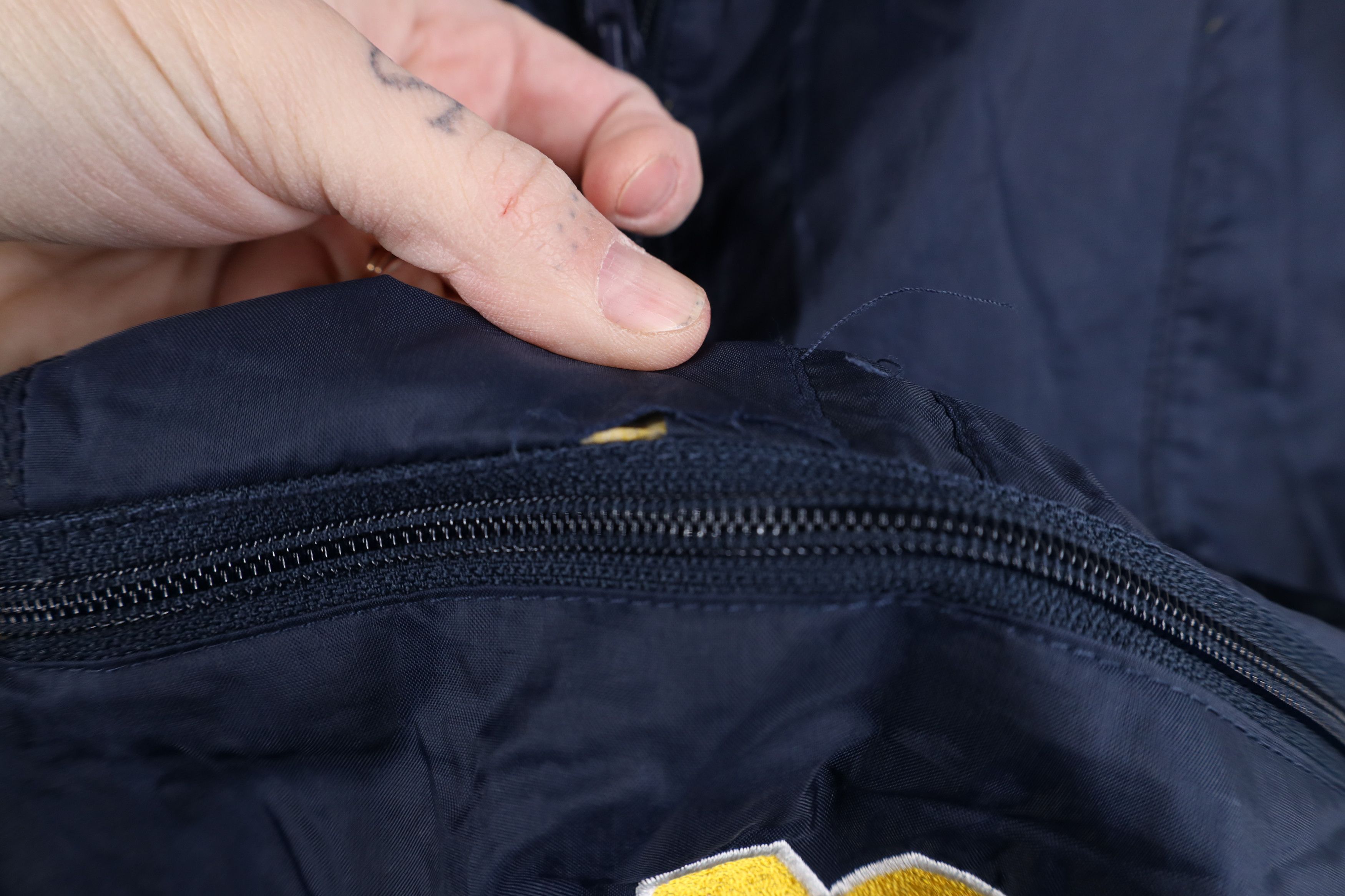 Vintage Vintage 90s University of Michigan Packable Anorak Jacket Size US XL / EU 56 / 4 - 5 Thumbnail