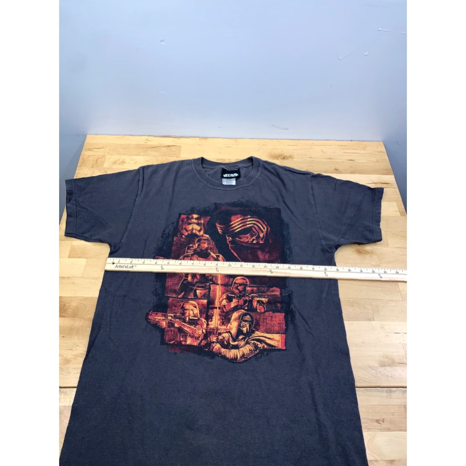 Star Wars Star Wars Star Wars Stromtrooper Graphic T Shirt Mens M Black Red Graphic Print Short Sleeve T-Shirt, Star Wars, Mens, M, Black, Red Size US M / EU 48-50 / 2 - 6 Thumbnail