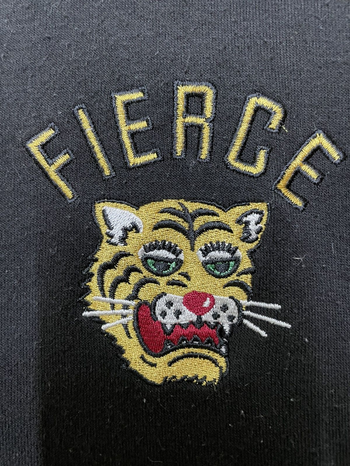 Other Fierge embroidered small logo crewneck sweatshirt Size US M / EU 48-50 / 2 - 5 Thumbnail