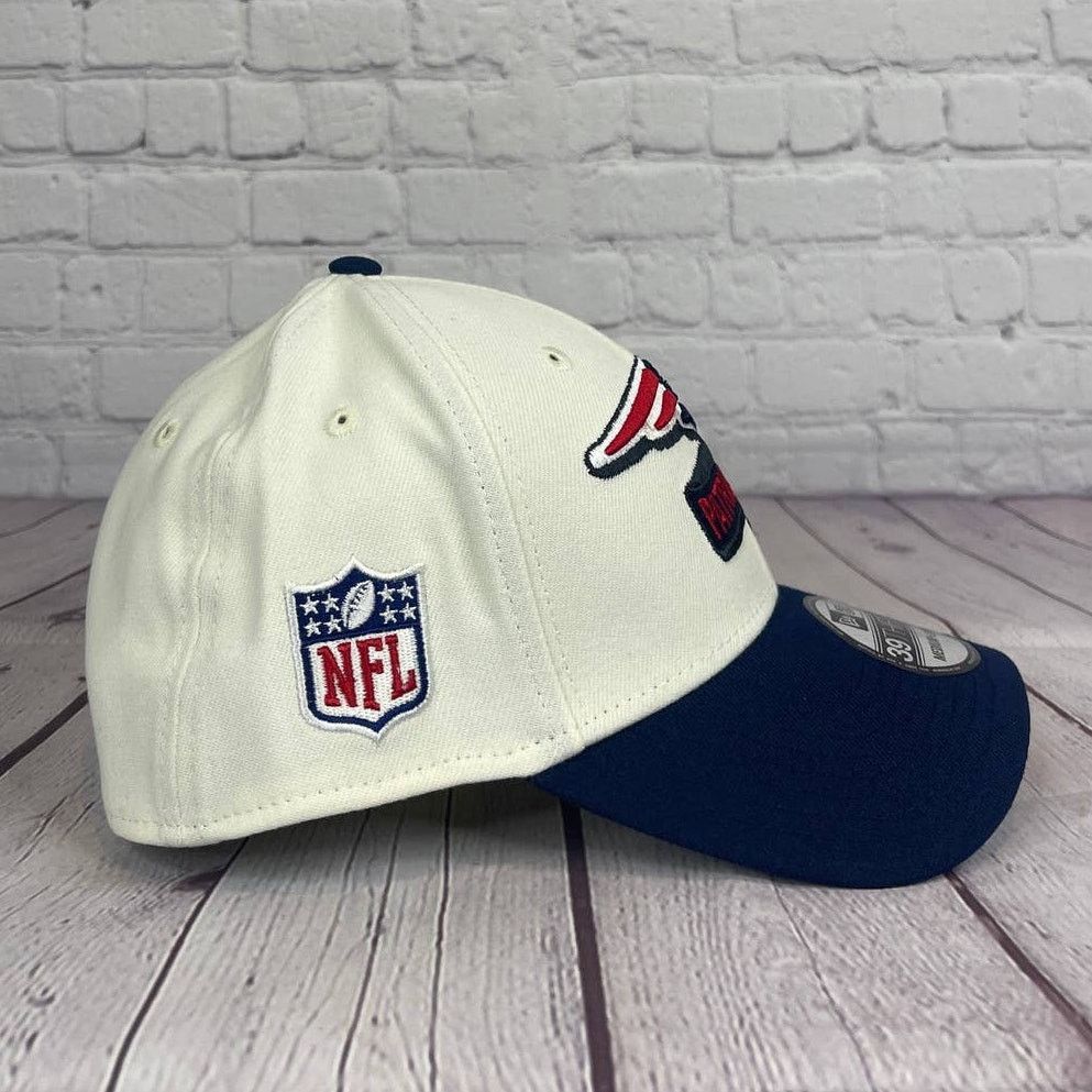 New Era New Era 39THIRTY 2022 NFL New England Patriots Sideline Hat Size ONE SIZE - 3 Thumbnail