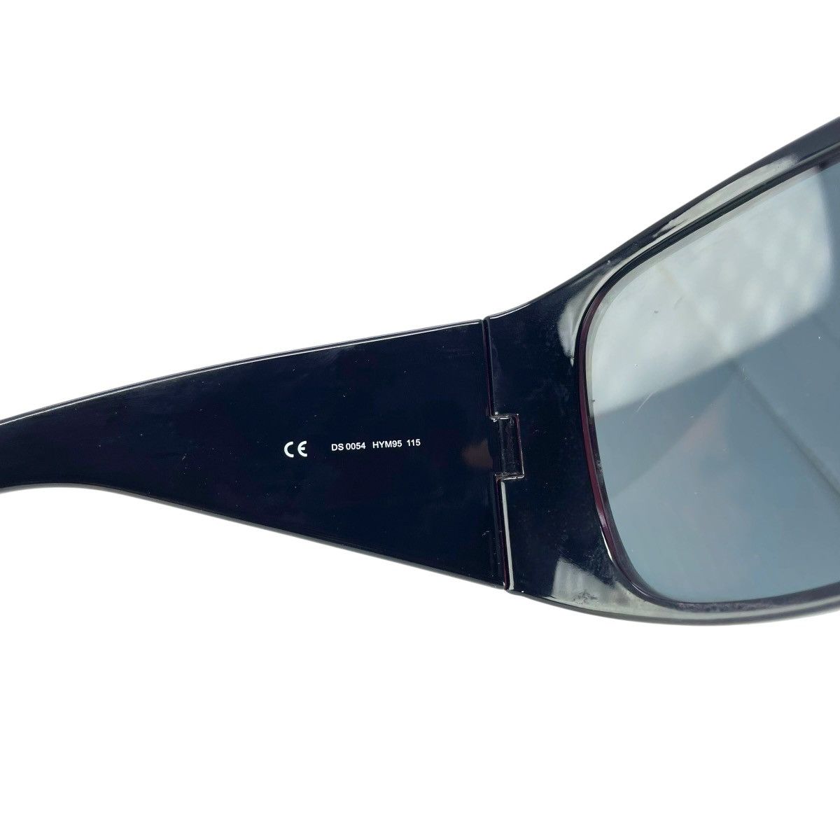 Diesel VINTAGE Y2K DIESEL DS0054 HYM95 SUNGLASSES Size ONE SIZE - 5 Thumbnail