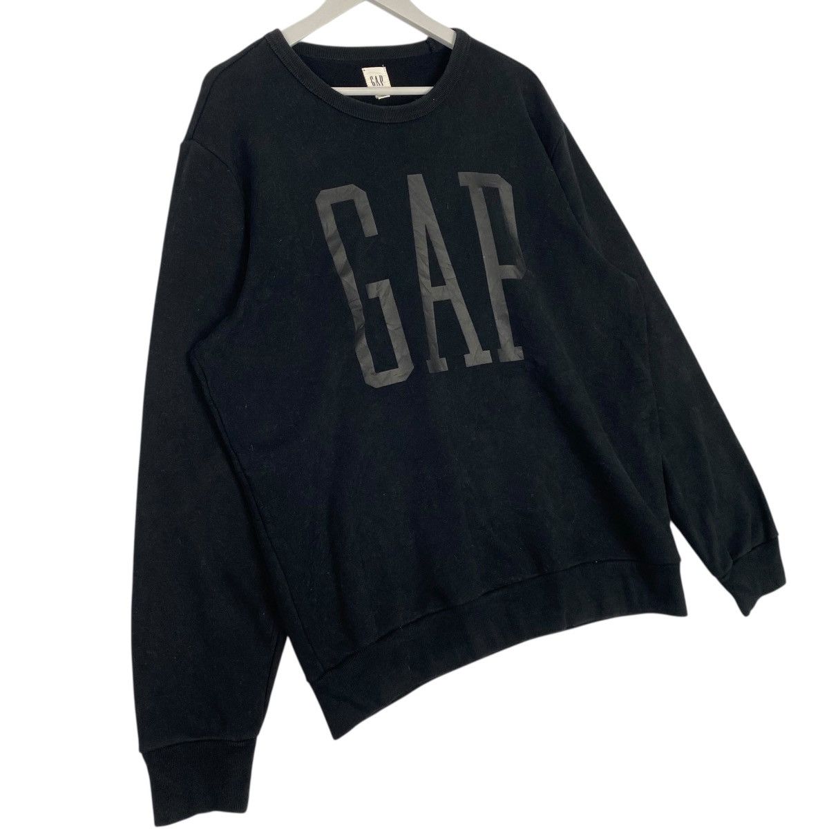 Other Vintage GAP Big Logo Printed Black Pullover Jumper Size L Size US L / EU 52-54 / 3 - 3 Thumbnail
