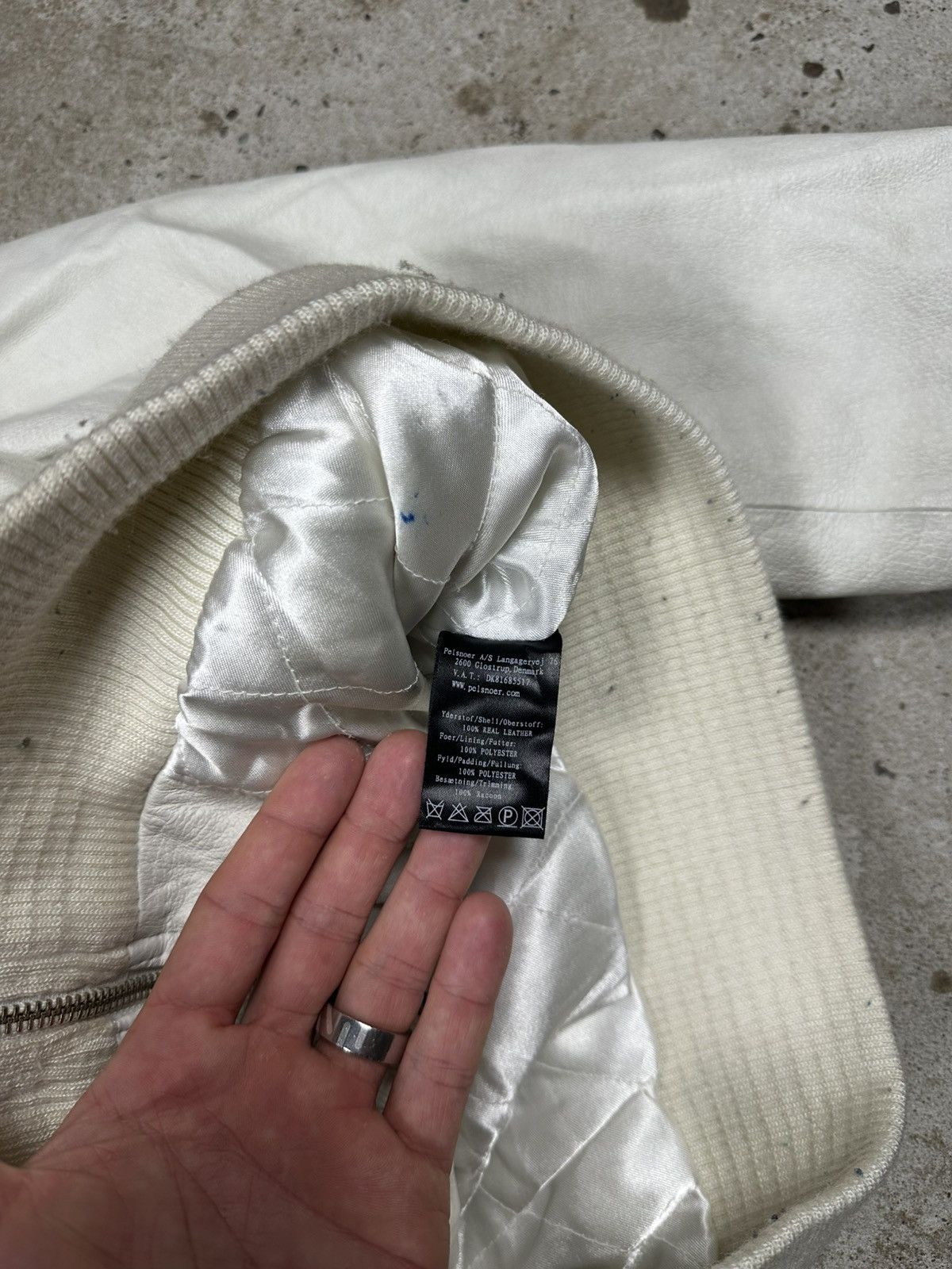 Japanese Brand Vintage Y2K N2B Leather Bomber Racoon Fur Jacket Flyers Size US S / EU 44-46 / 1 - 14 Thumbnail