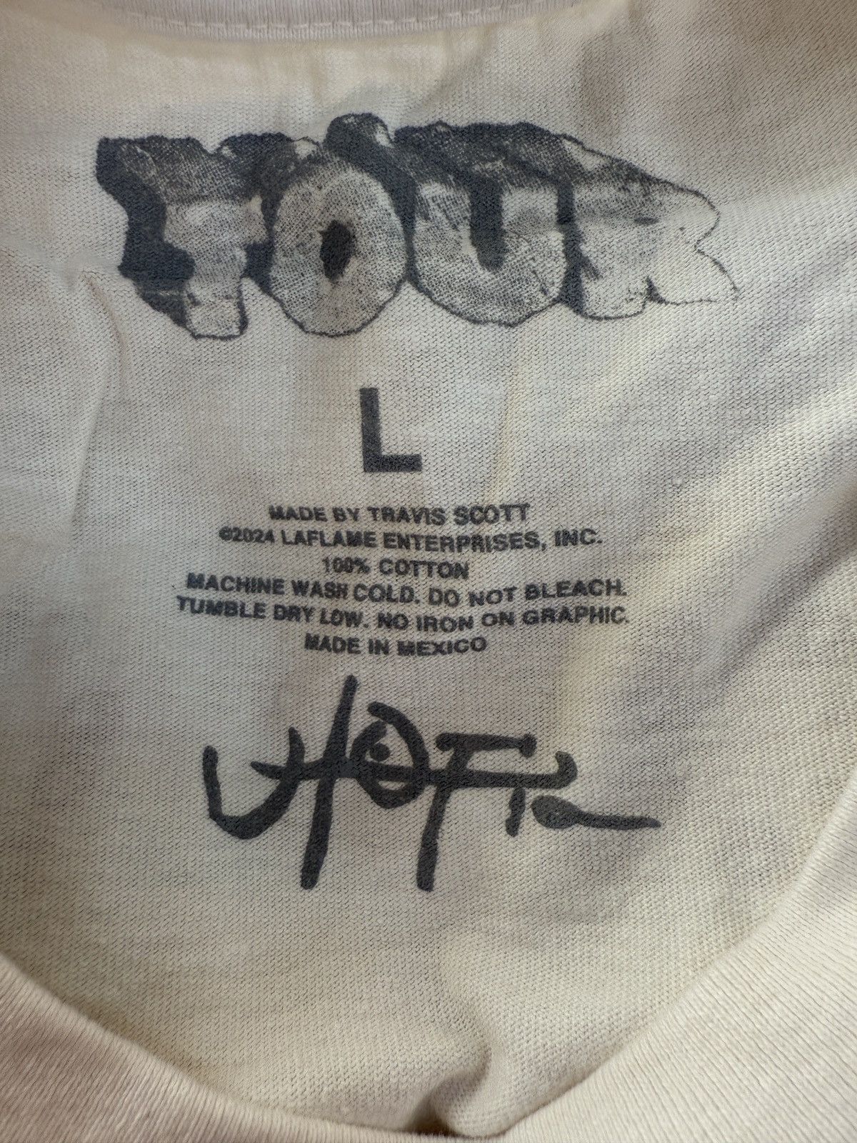 Travis Scott TRAVIS SCOTT UTOPIA CIRCUS MAXIMUS TOUR TEE SIZE L Size US L / EU 52-54 / 3 - 4 Thumbnail