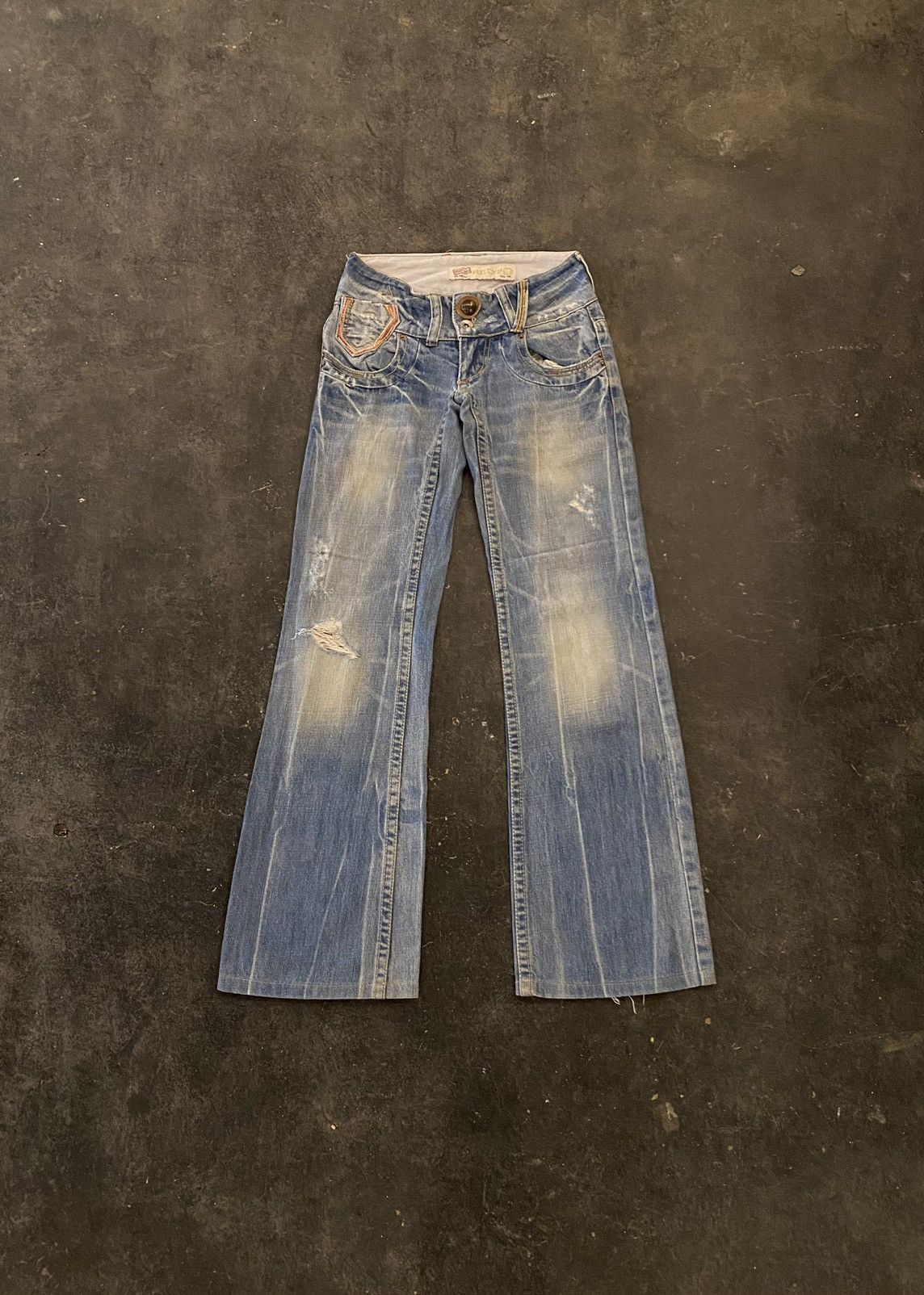 If Six Was Nine Red Peppers Distressed Bootcut Jeans Size US 27 - 1 Thumbnail