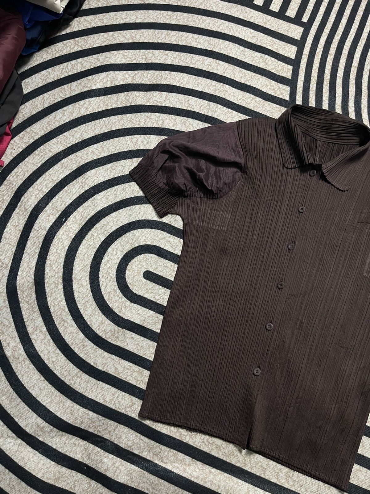 Pleats Please Issey Miyake 1990s PLEATS PLEASE ISSEY MIYAKE PLEATED BUTTON UP SHIRT Size M / US 6-8 / IT 42-44 - 3 Thumbnail