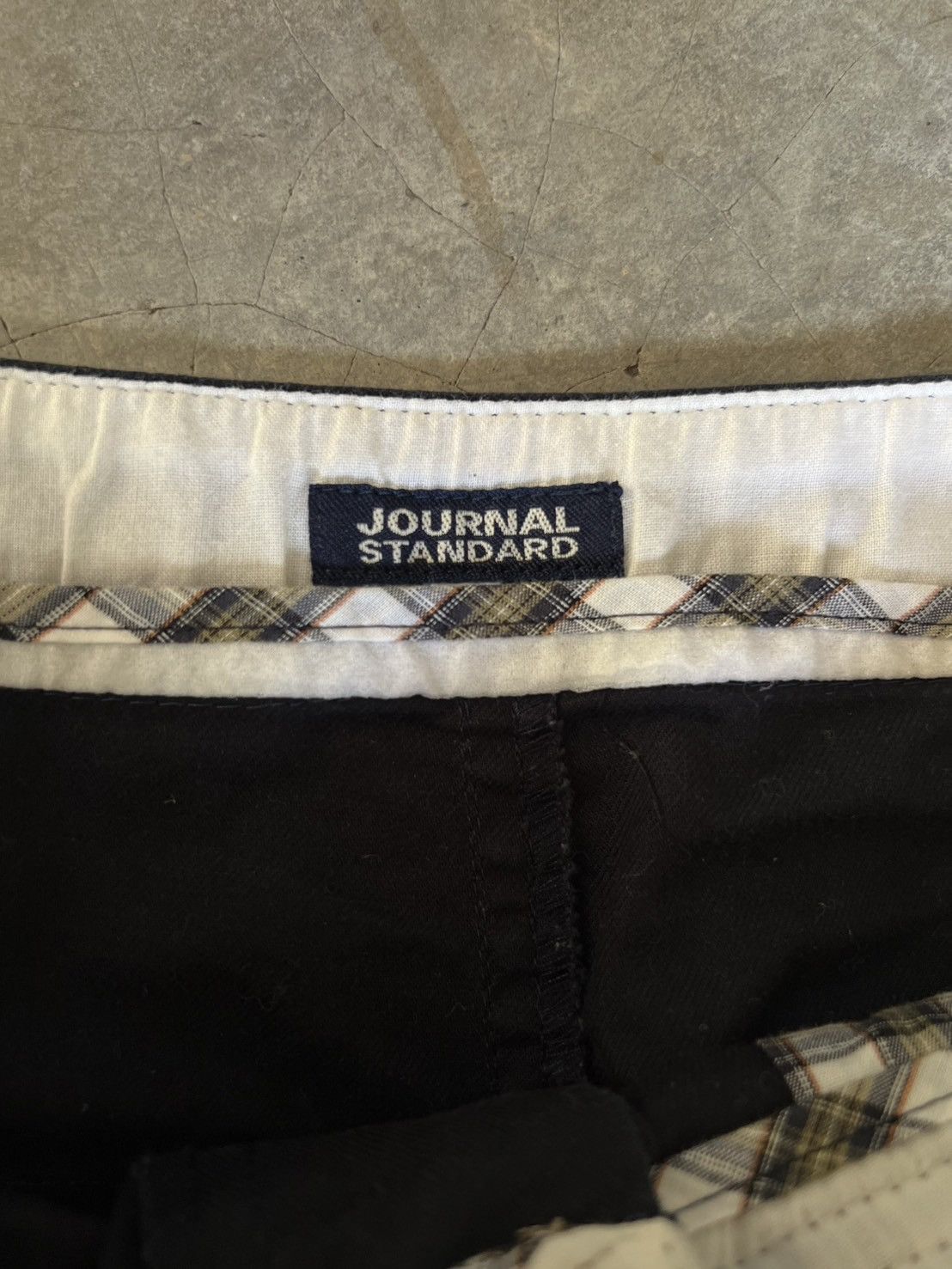 Journal Standard Journal Standard Multiple Buttons Pants Size US 31 - 3 Thumbnail