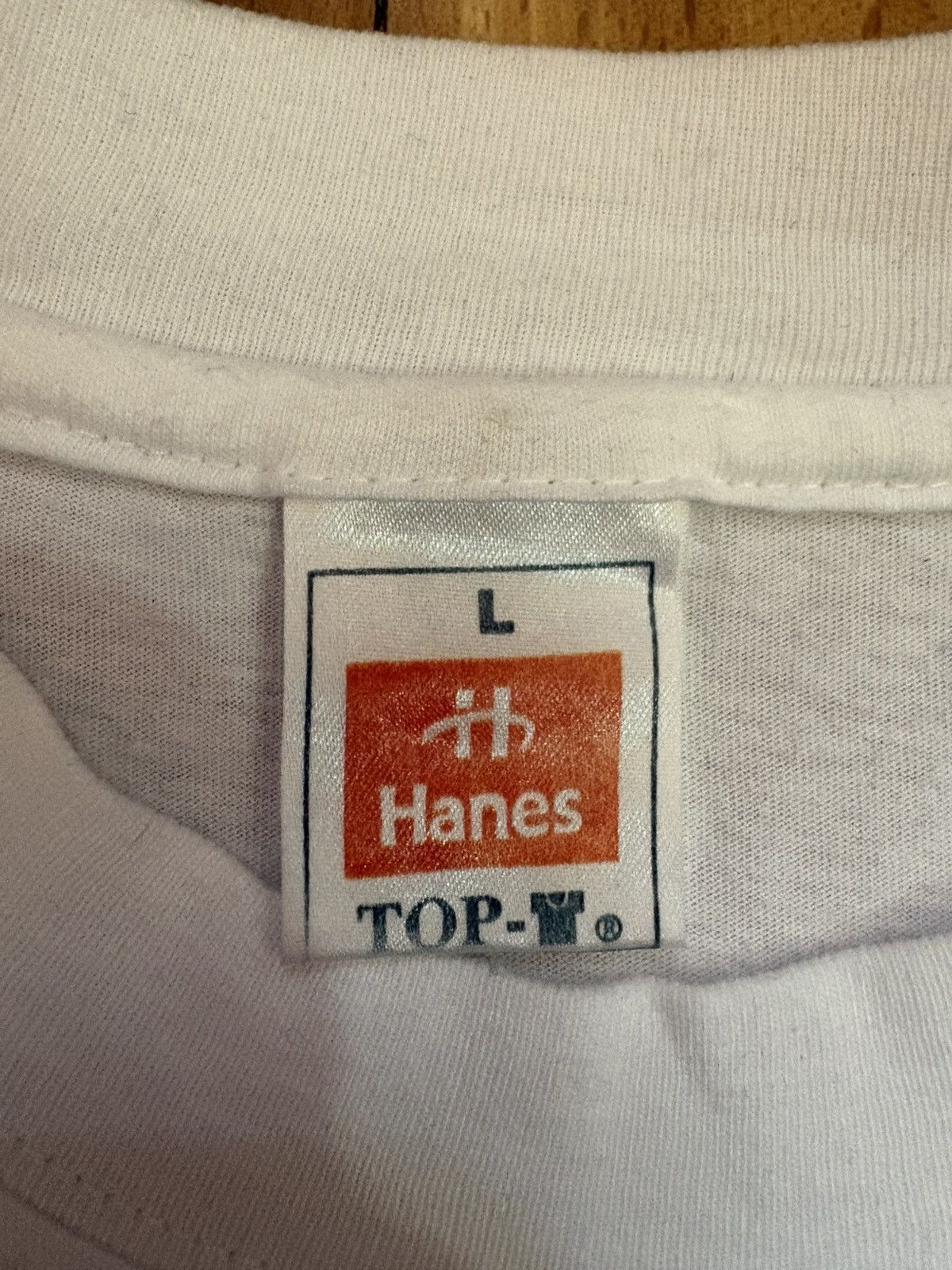 Hanes Vintage 2003 Hanes tag Graphic T-Shirt Size US L / EU 52-54 / 3 - 4 Thumbnail