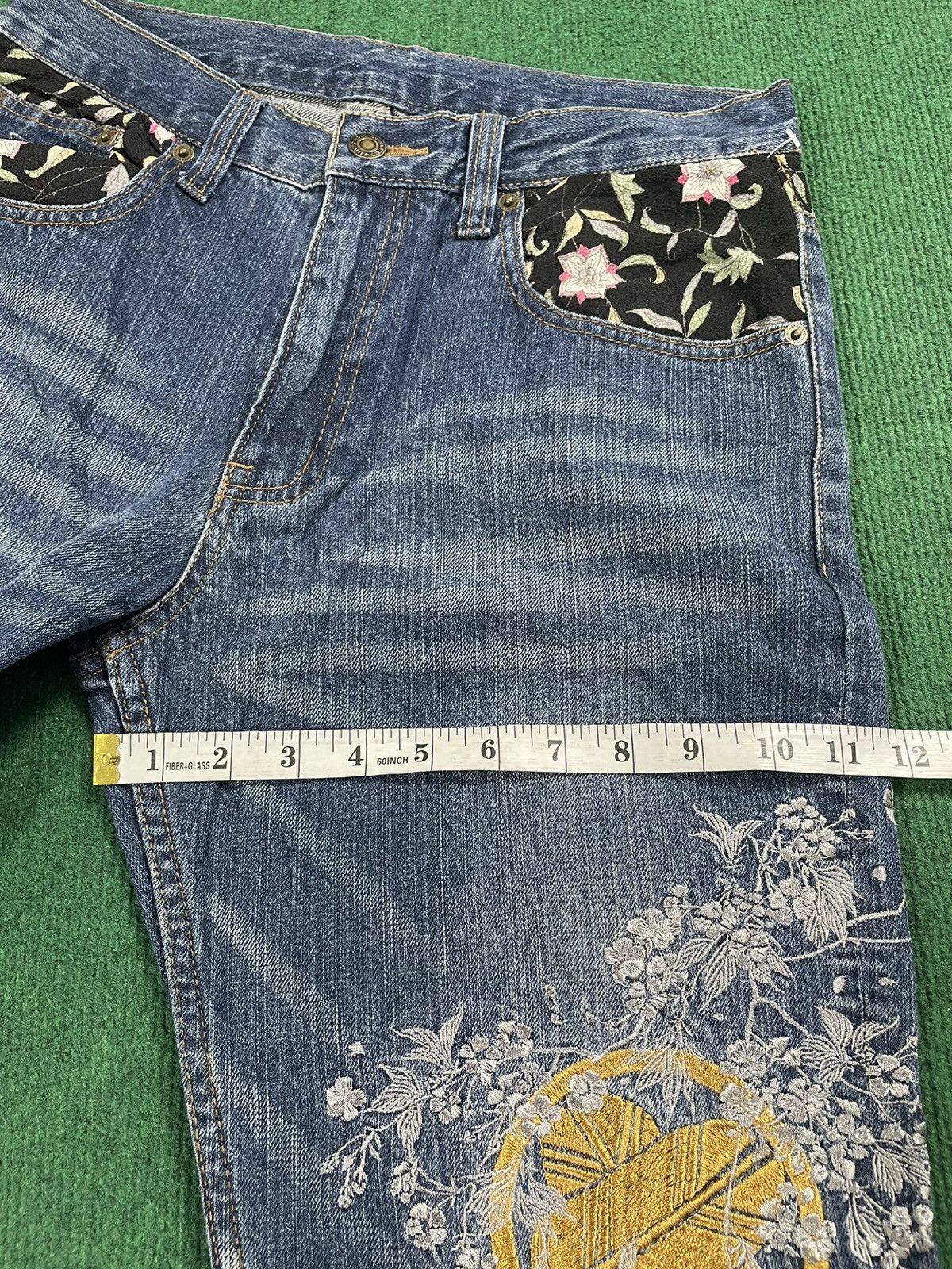 Japanese Brand Japanese Jeans With Art Karakuri Motif Style Size US 31 - 12 Thumbnail