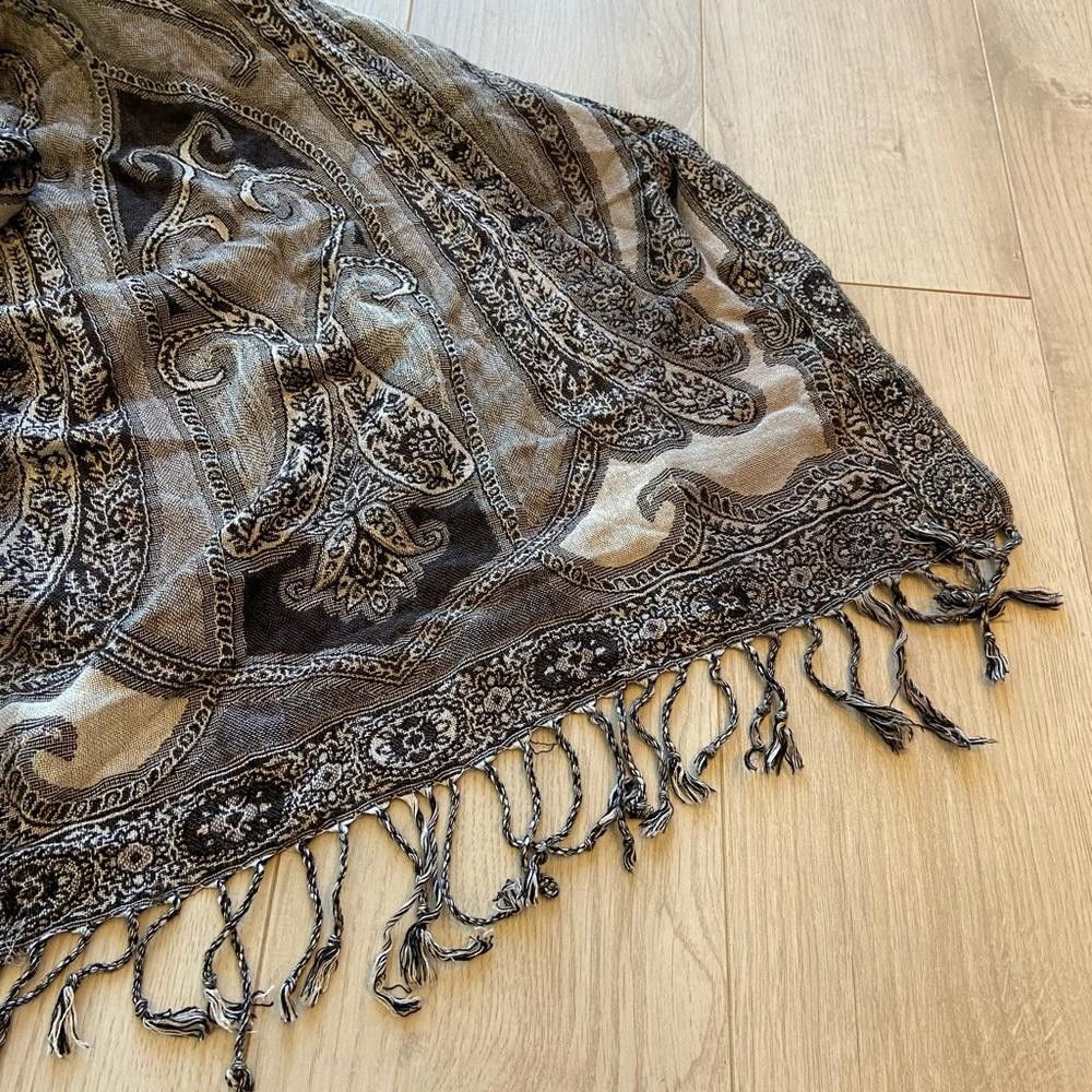 Designer Black and Grey Scarf Size ONE SIZE - 3 Thumbnail