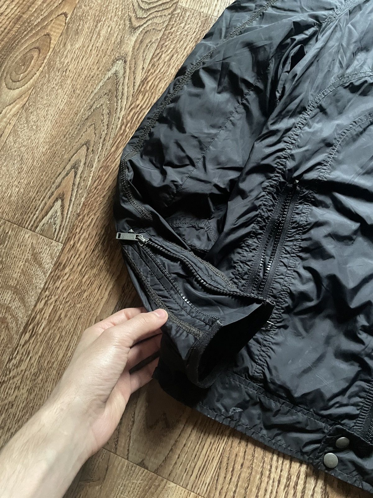 Diesel Vintage Diesel nylon jacket black bomber zipper avant garde Size US S / EU 44-46 / 1 - 3 Thumbnail