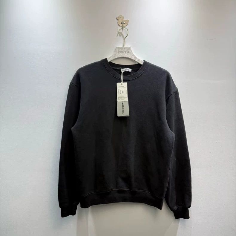 Balenciaga Balenciaga Long Sleeve Hoodie with Printed Logo on Back Size US XS / EU 42 / 0 - 2 Thumbnail