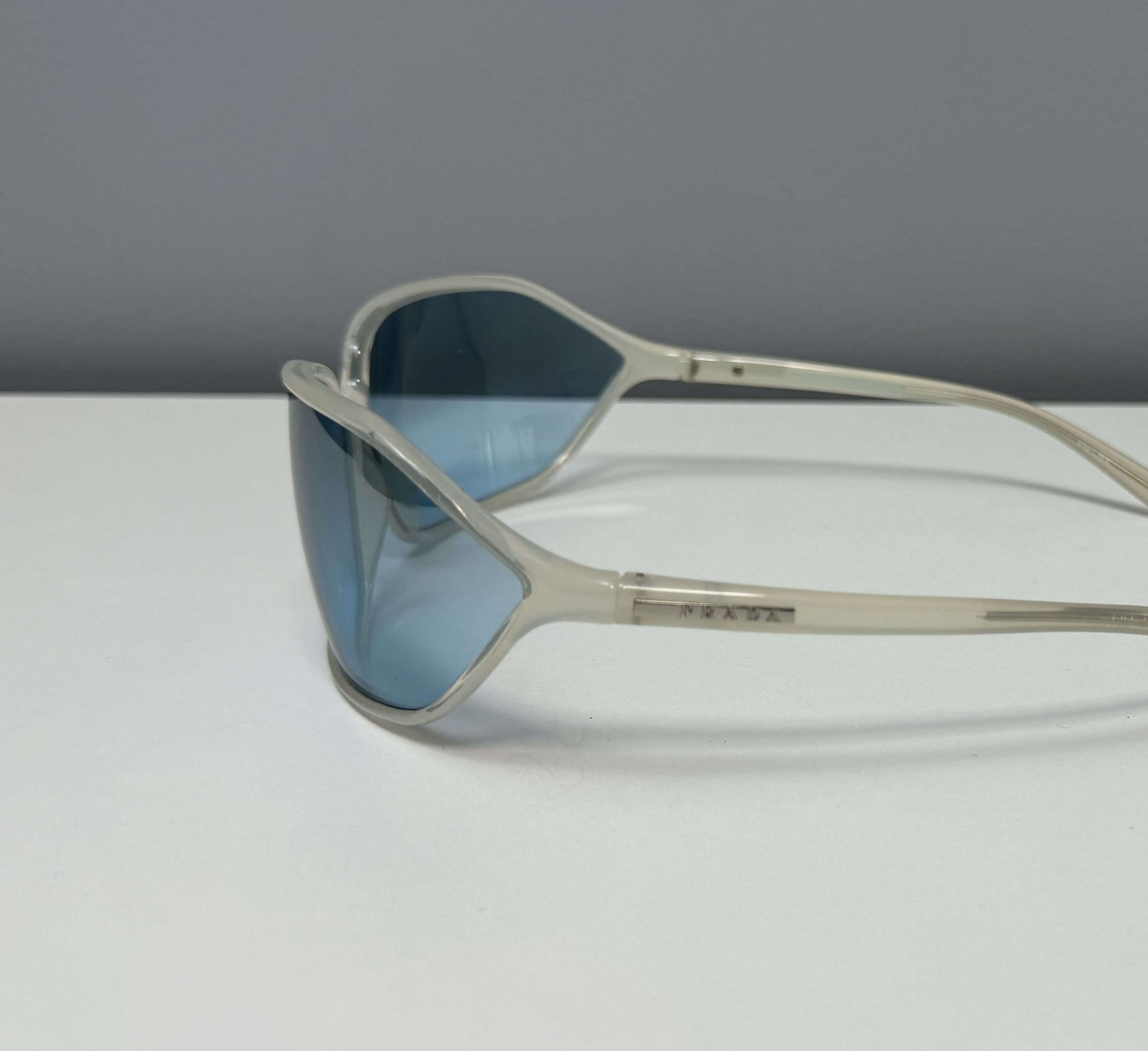 Prada Vintage 2000s Prada Sport SPR04E Sunglasses Shield Blue Y2K Size ONE SIZE - 10 Thumbnail