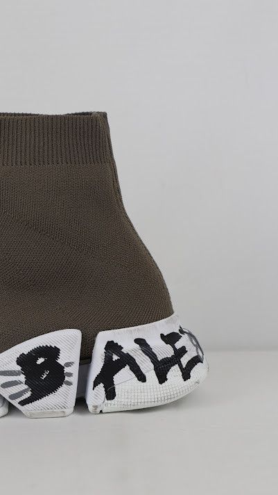 Balenciaga o1rshd1 Speed 2.0 LT Rec Knit Graffiti Sole in Taupe Size US 9 / EU 42 - 6 Thumbnail