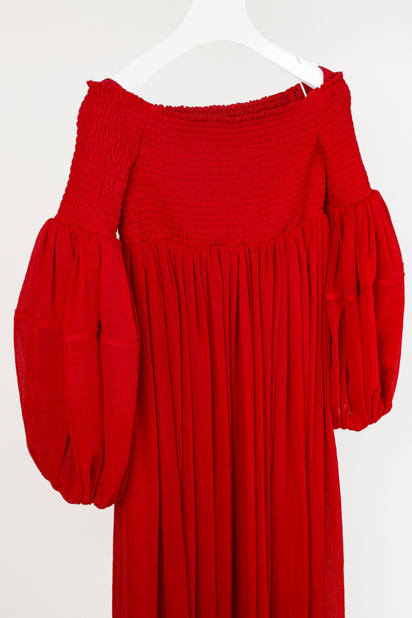 Chloe Chloe Red Crush Smocked Off-The-Shoulder Maxi Dress Size S / US 4 / IT 40 - 3 Thumbnail
