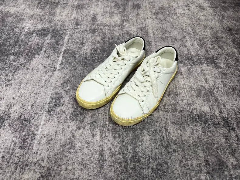 Saint Laurent Paris Saint Laurent Paris White sneakers Size US 5.5 / IT 35.5 - 1 Thumbnail