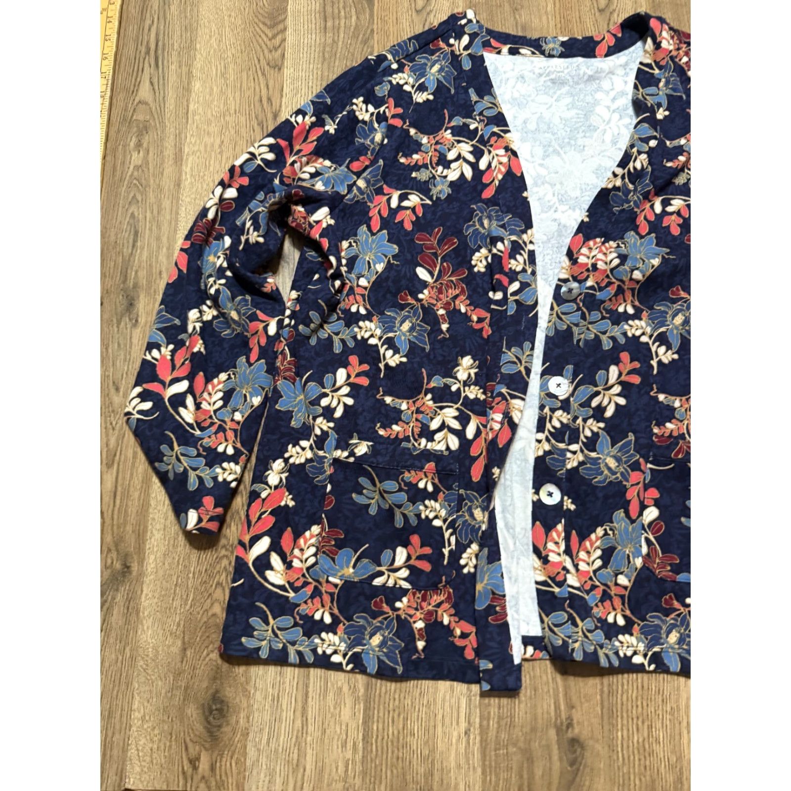 Vintage **Women's Gold Appleseeds Blue Red White XL Long Sleeve Button-Up Shirt** User: Women's Gold Appleseeds Blue Red White XL Long Sleeve Button-Up Shirt Size XL / US 12-14 / IT 48-50 - 3 Thumbnail
