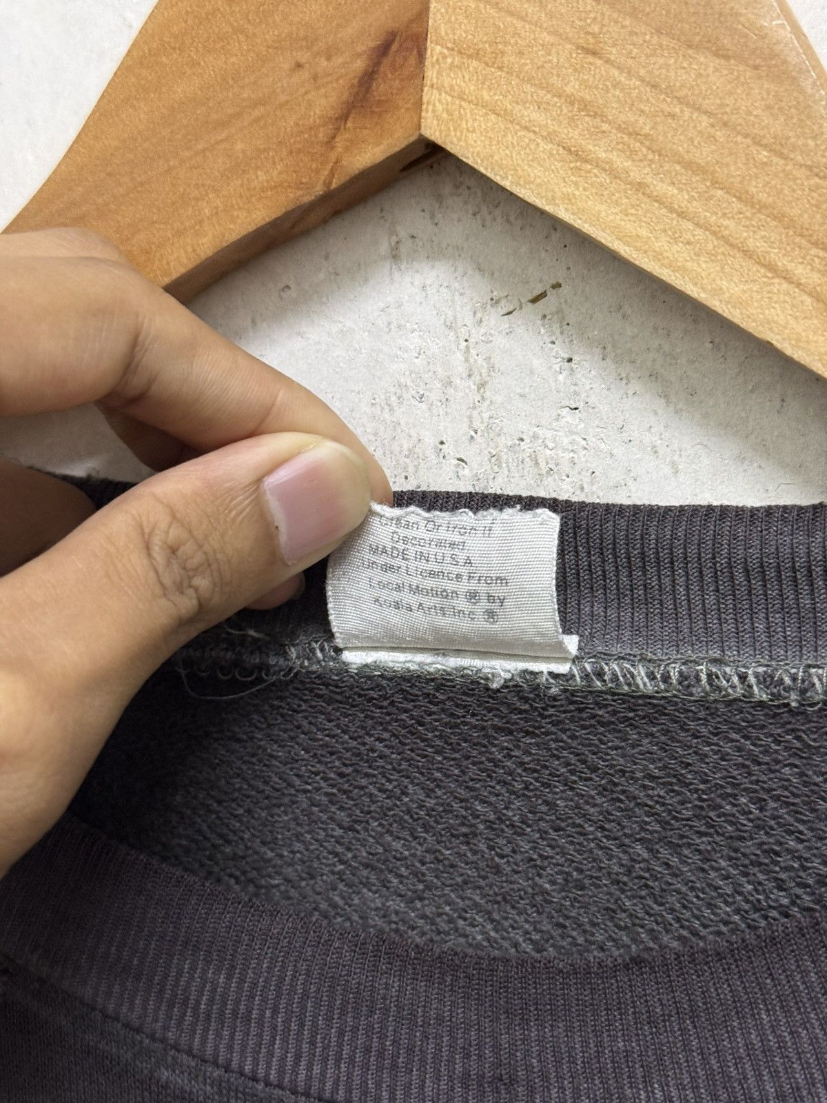 Vintage Vintage 90s Sun Faded Local Motion Distressed Sweatshirt Size US XL / EU 56 / 4 - 8 Thumbnail