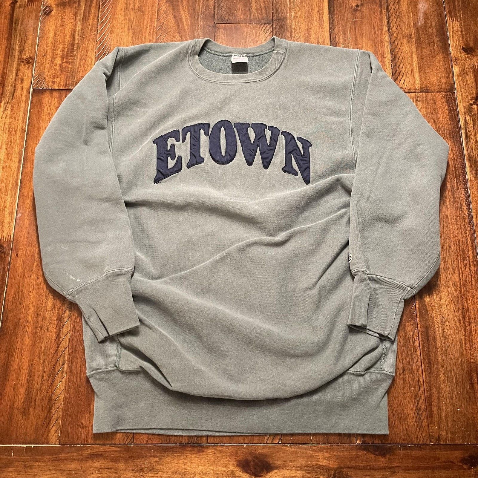 Champion Vtg Champion Reverse Weave Sweatshirt 2XL ETOWN Elizabeth Size US XXL / EU 58 / 5 - 2 Thumbnail